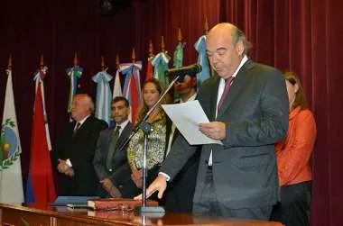 Foto: Abel Cornejo jura como presidente del cuerpo