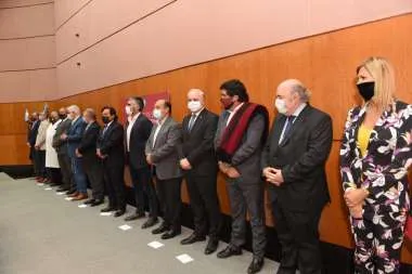 Foto: Sres. Ministros de la Provincia y Dra. María Matilde López Morillo