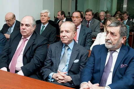 El expresidente Menem en uno de los juicios que enfrentó a casi 20 años del final de su mandato