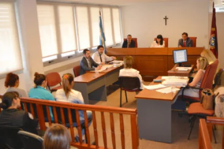 Las tres acusadas en una de las audiencias de juicio, en Ciudad Judicial.