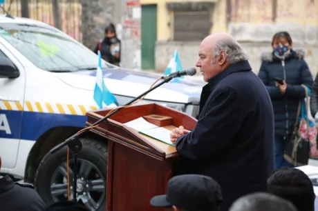 El Gobierno reforzó con un nuevo móvil policial la seguridad en Rosario de Lerma