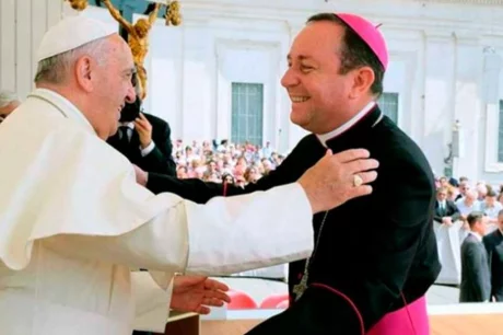 El Papa Francisco con el obispo Zanchetta