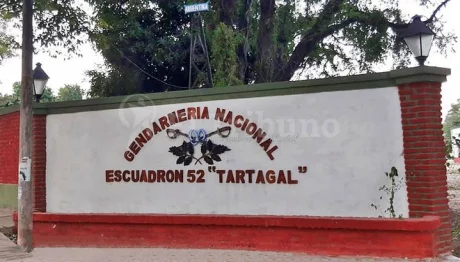 El Escuadrón 52 de Gendarmería de Tartagal donde fue trasladado el efectivo desde Aguaray. Archivo