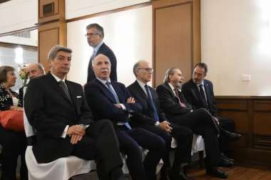 En primera fila, los jueces Rosatti, Lorenzetti y Rosenkrantz, víctimas de la creación de líneas telefónicas a su nombre