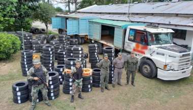 Gendarme trabaja en el estratégico puesto de control de Aguaray.