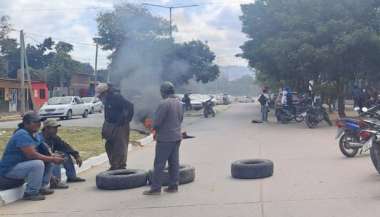 El reclamo de los originarios en Ciudad Judicial de Tartagal. Agencia