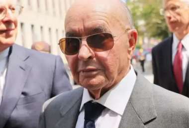 Joe Lewis obtuvo un fallo a su favor y ahora podrá cerrar el acceso corto que pasa por su estancia. (Foto Perfil).
