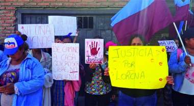 El velatorio de Lorena se llenó de pedidos de justicia. Foto: Nuevo Diario