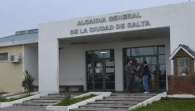 El acosador permanece detenido en la Alcaidía.