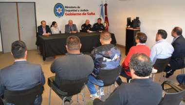 Ayer hubo una reunión entre autoridades de Seguridad y los empresarios.