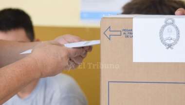 Serán designadas las mismas autoridades de mesa.