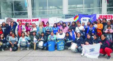 Hubo un gran acompañamiento a Dulce y su mamá. Foto: Yanela Barrios
