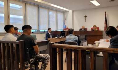 Imágenes de la recepción de testimonios por parte de testigos.