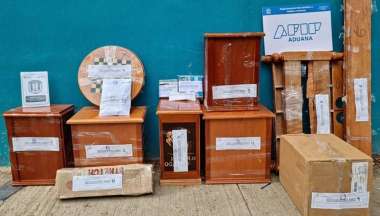 Los muebles ocultaban un millón de dólares en cocaína.