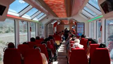 El tren solar es un nuevo atractivo turístico de Jujuy.