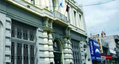 El funcionario tiene perimetral. Foto: Google.