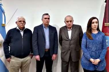 Sánchez, cuando era diputado, junto a los legisladores Carlos Zapata, F, Alberto Asseff y Villarruel. Captura de Video