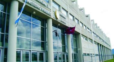 El hombre se desempeñaba en el Servicio Forense.