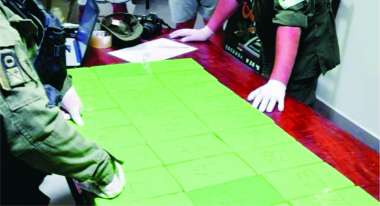 Los gendarmes en patrullajes preventivos terminan encontrando los “pasadores”. (Gend. ilus.).