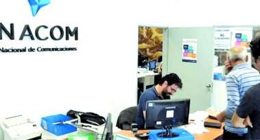 El ENACOM se encuentra resguardado por las fuerzas de seguridad. Foto archivo