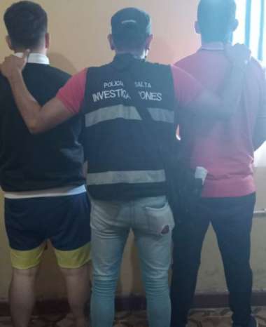 Efectos policiales arrestaron a dos Hombres por hurto y robo. Foto: Prensa de la Policía de Salta