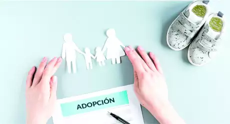 Se busca promover el compromiso conjunto en las adopciones. Foto: Google.